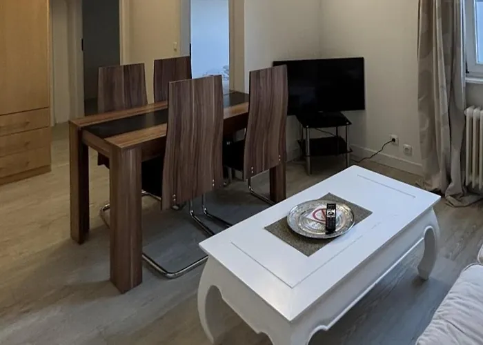 BoLA Ferienwohnung 41 Hamburg Wandsbek 3 Betten, 3 SZ, Küche, Bad extern alleinige Nutzung